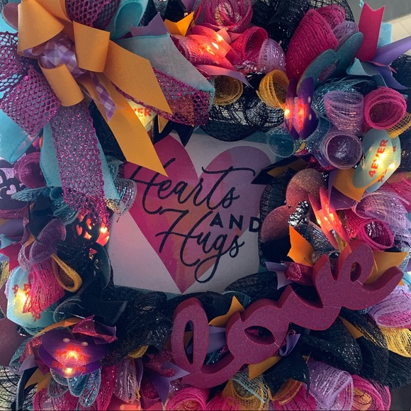 Glitter sparkly square light up wreath - Picture 4 of 9